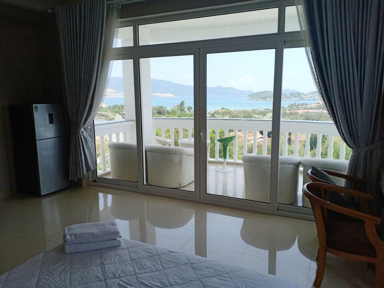 Khách Sạn Biệt Thự Nha Trang Star Phòng bức ảnh